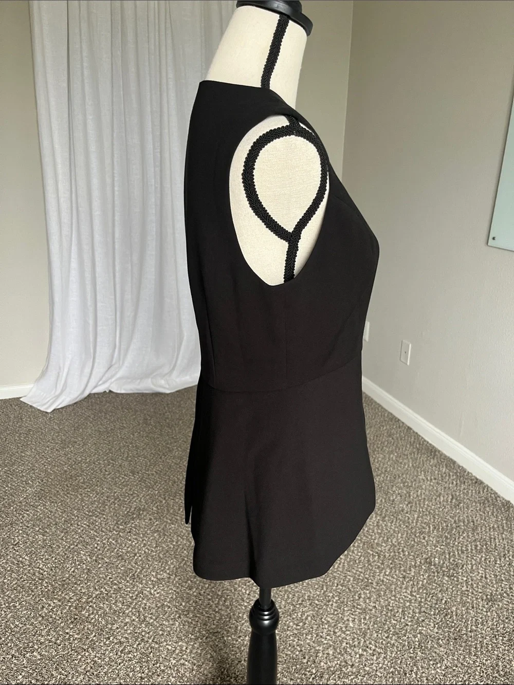 Carmen Marc Valvo Black Peplum Blouse Sleeveless Zip Front Career Top Small - Picture 3 of 6